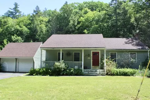 221 North St, Erving, MA 01344