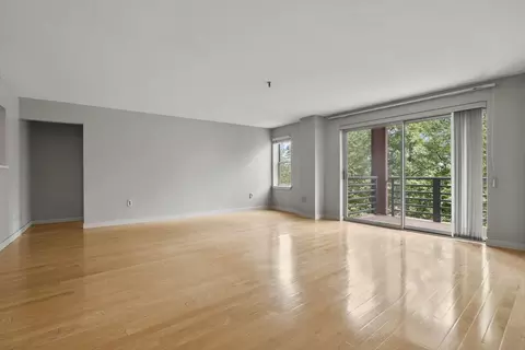 269 Cambridge Rd #506, Woburn, MA 01801