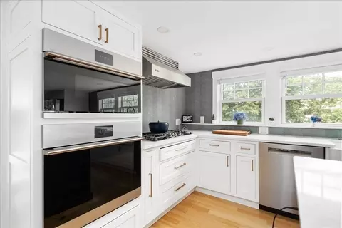 199 Wompatuck Rd, Hingham, MA 02043 photo 8