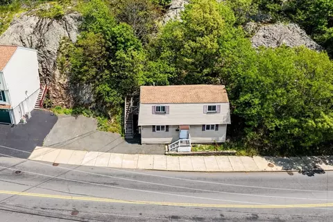 9-11 Dungeon Ave, Lynn, MA 01905
