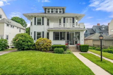 5 Houston St, Boston, MA 02132
