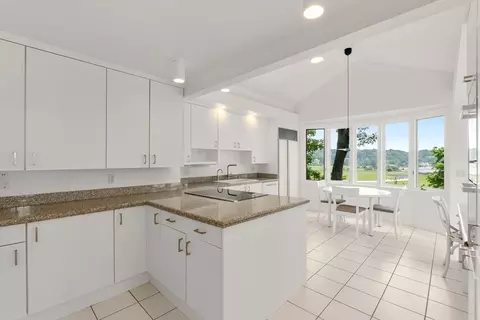 Kitchen - 23 Ocean St, Manchester, MA 01944 photo 2 of 3