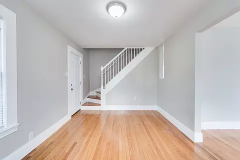 257 Redlands St, Springfield, MA 01104 photo 6