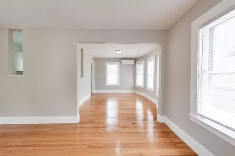 257 Redlands St, Springfield, MA 01104 photo 5