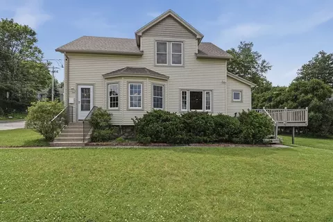 4 Drummond Ave, Worcester, MA 01605