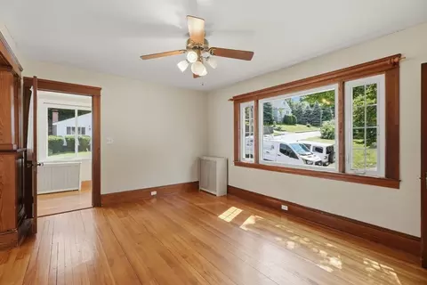 Living - 4 Drummond Ave, Worcester, MA 01605 photo 2 of 4