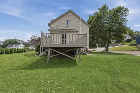 Exterior - 4 Drummond Ave, Worcester, MA 01605 photo 6 of 7