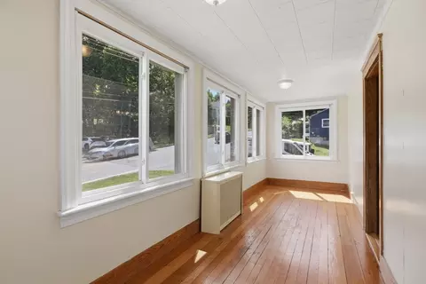 Entry Way - 4 Drummond Ave, Worcester, MA 01605 photo 1 of 3