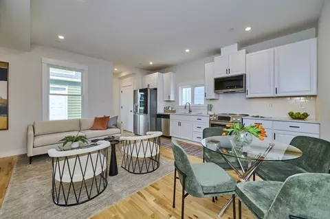 17 Macarthur St #2, Somerville, MA 02143