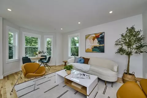 17 Macarthur St #3, Somerville, MA 02143