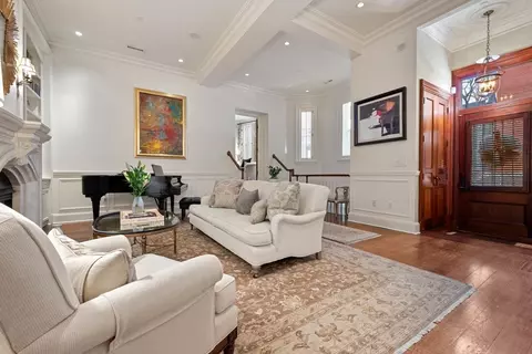 50 Beacon St #50, Boston, MA 02108