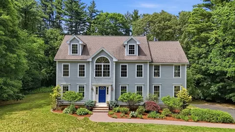 85 Chicopee Row, Groton, MA 01450
