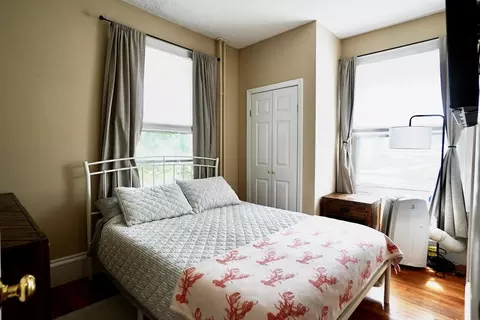 83 Pleasant St #3, Marblehead, MA 01945 photo 6
