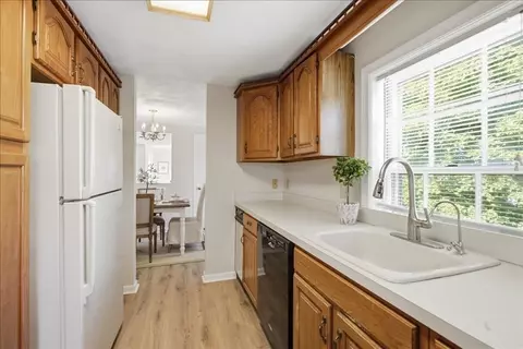 Kitchen - 53 Front St #53, Beverly, MA 01915 photo 5 of 5