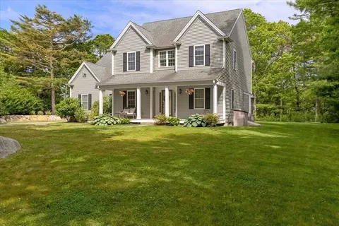 11 Dawe Ln, Bourne, MA 02532 photo 2