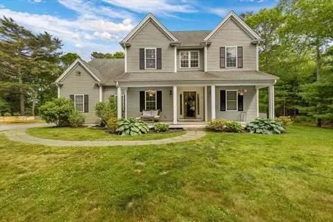11 Dawe Ln, Bourne, MA 02532 photo 3