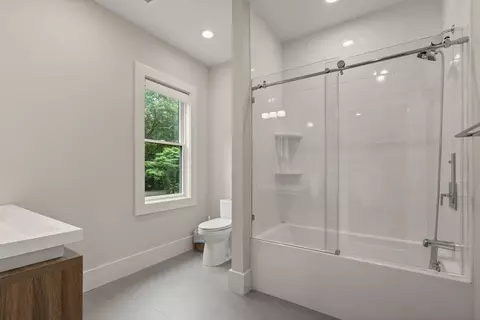 Bath - 80 Locust Ln, Needham, MA 02492 photo 3 of 5