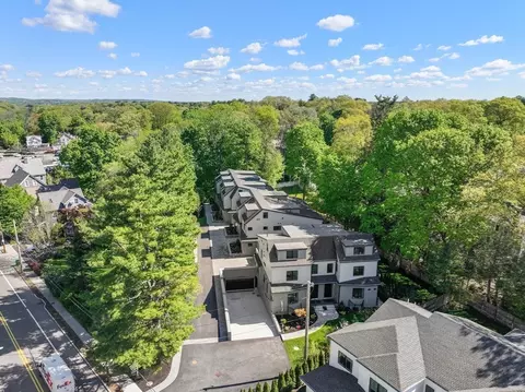 956 Walnut St #2, Newton, MA 02461