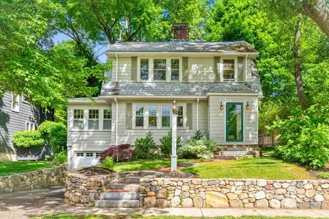 45 Pine Ridge Rd, Arlington, MA 02476