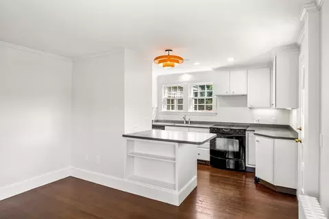 Kitchen - 3 Vassar Rd, Marblehead, MA 01945 photo 1 of 3