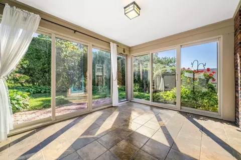 Exterior - 3 Vassar Rd, Marblehead, MA 01945 photo 2 of 6