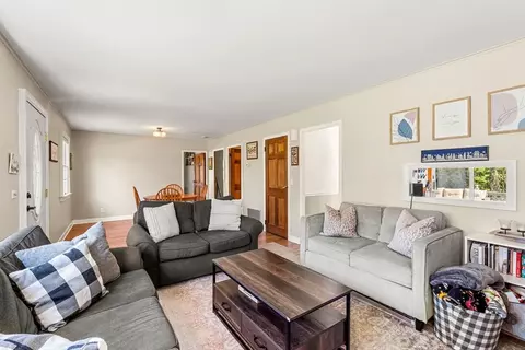 5 Pershing Ave, Acushnet, MA 02743 photo 11