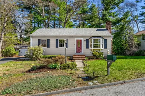 5 Pershing Ave, Acushnet, MA 02743 photo 3