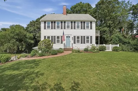 16 Scott Dr, Plymouth, MA 02360