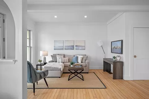 Living - 95 Front St #1, Marblehead, MA 01945 photo 2 of 2