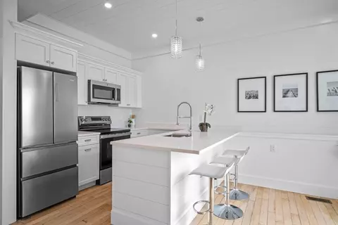 Kitchen - 95 Front St #1, Marblehead, MA 01945 photo 3 of 4