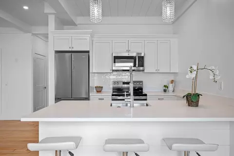 Kitchen - 95 Front St #1, Marblehead, MA 01945 photo 2 of 4