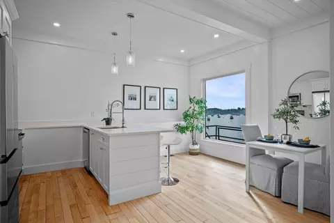 Kitchen - 95 Front St #1, Marblehead, MA 01945 photo 1 of 4