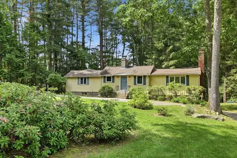 24 Forest Rd, Acton, MA 01720