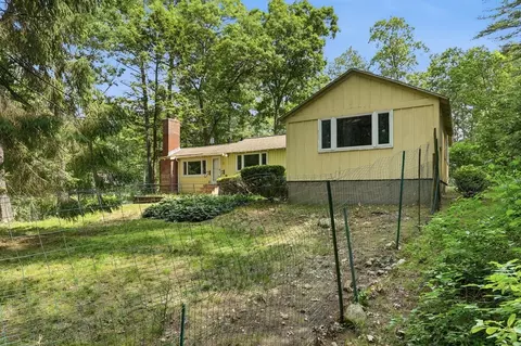 Exterior - 24 Forest Rd, Acton, MA 01720 photo 10 of 10