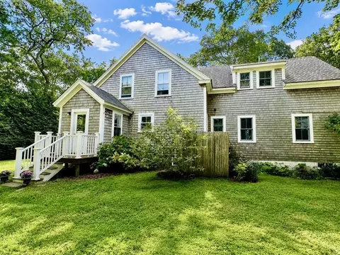 41 0 Cook St, Tisbury, MA 02568