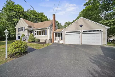 590 Liberty St, Braintree, MA 02184