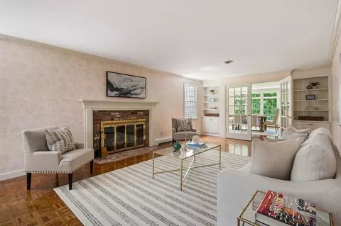 17 Berkley Cir, Hingham, MA 02043 photo 7