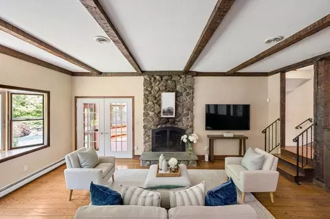17 Berkley Cir, Hingham, MA 02043 photo 15
