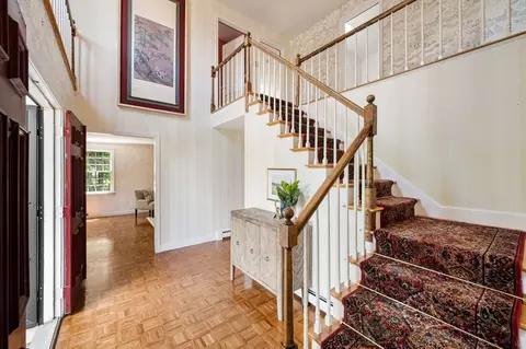 17 Berkley Cir, Hingham, MA 02043 photo 6