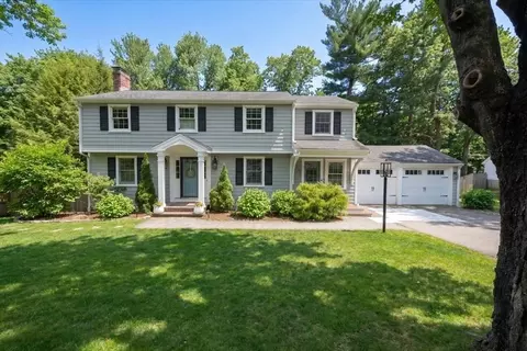 36 Independence Ln, Hingham, MA 02043