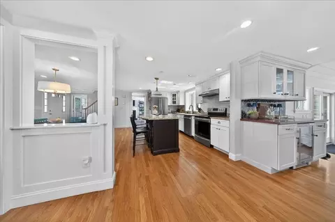 Kitchen - 36 Independence Ln, Hingham, MA 02043 photo 2 of 5