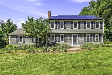 35 Chestnut St, Bellingham, MA 02019