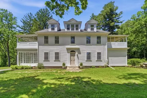 110 Washington St, Sherborn, MA 01770