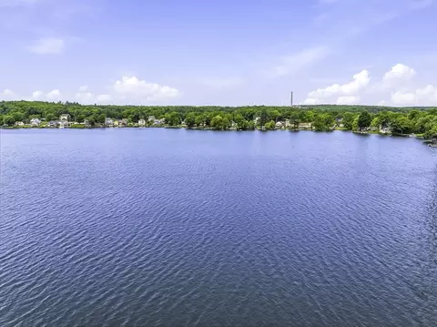 6 Tiffany Cir #6, Millbury, MA 01527