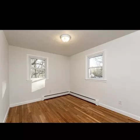 Bedroom - 164 Hall St, Raynham, MA 02767 photo 4 of 5
