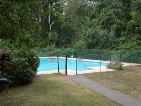 Exterior - One Summit Dr. #57, Reading, MA 01867 photo 4 of 5
