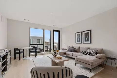 45 W Third #514, Boston, MA 02127