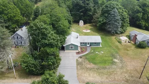 91 Crooked Ln, Lakeville, MA 02347
