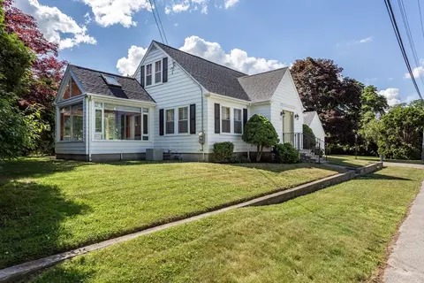 Exterior - 123 James St, Acushnet, MA 02743 photo 2 of 8