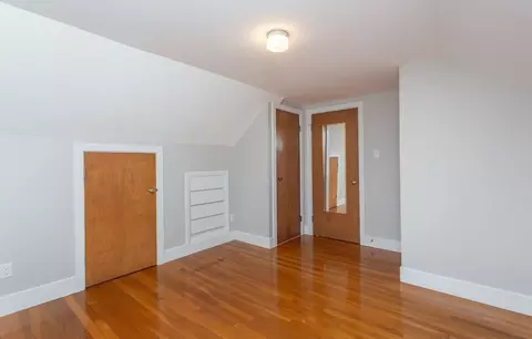 Bedroom - 123 James St, Acushnet, MA 02743 photo 5 of 7